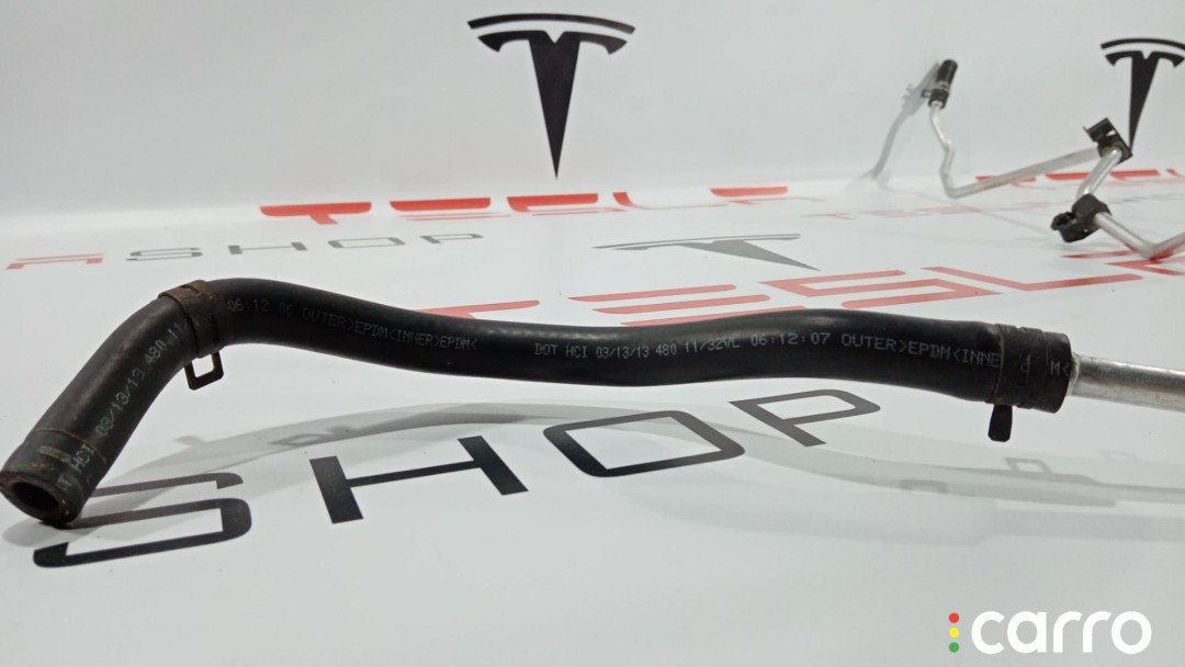 6006358-00-C трубка вакуумная Tesla Model S 2014г. - фото №3