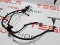 1004426-00-M Электропроводка двери Tesla Model S 2014г. - фото №3
