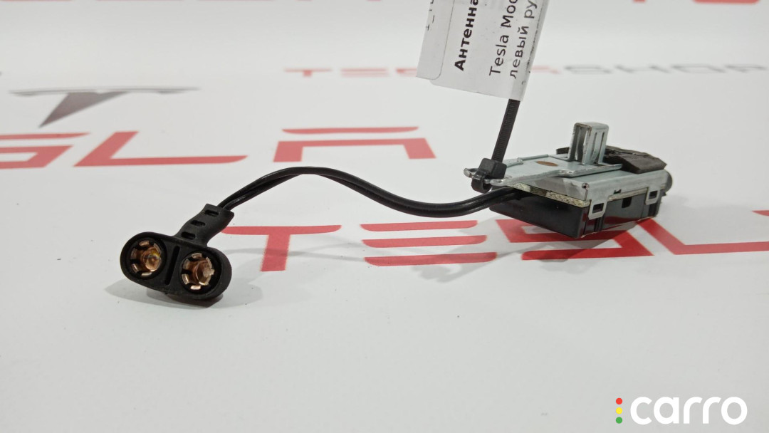 1004808-00-C, 1004808-00-F усилитель антенны Tesla Model S 2014г. - фото №3