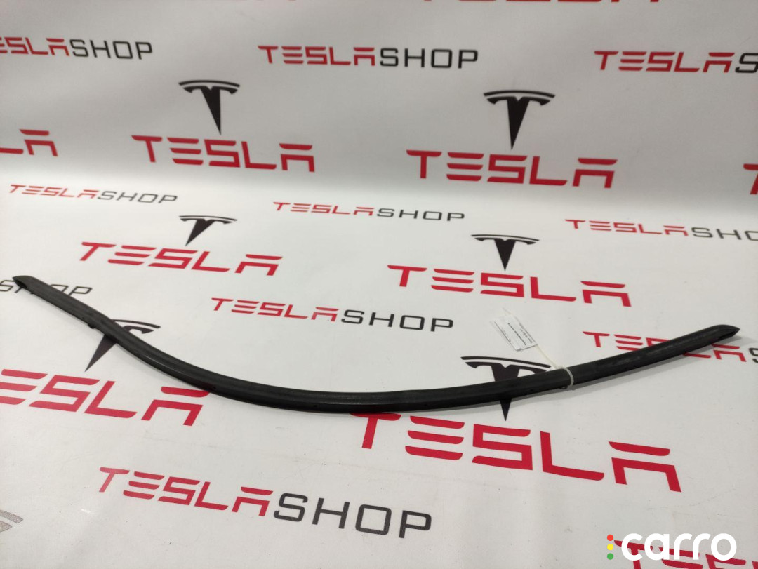 1060710-00-A уплотнитель капота Tesla Model S 2016г. - фото №1