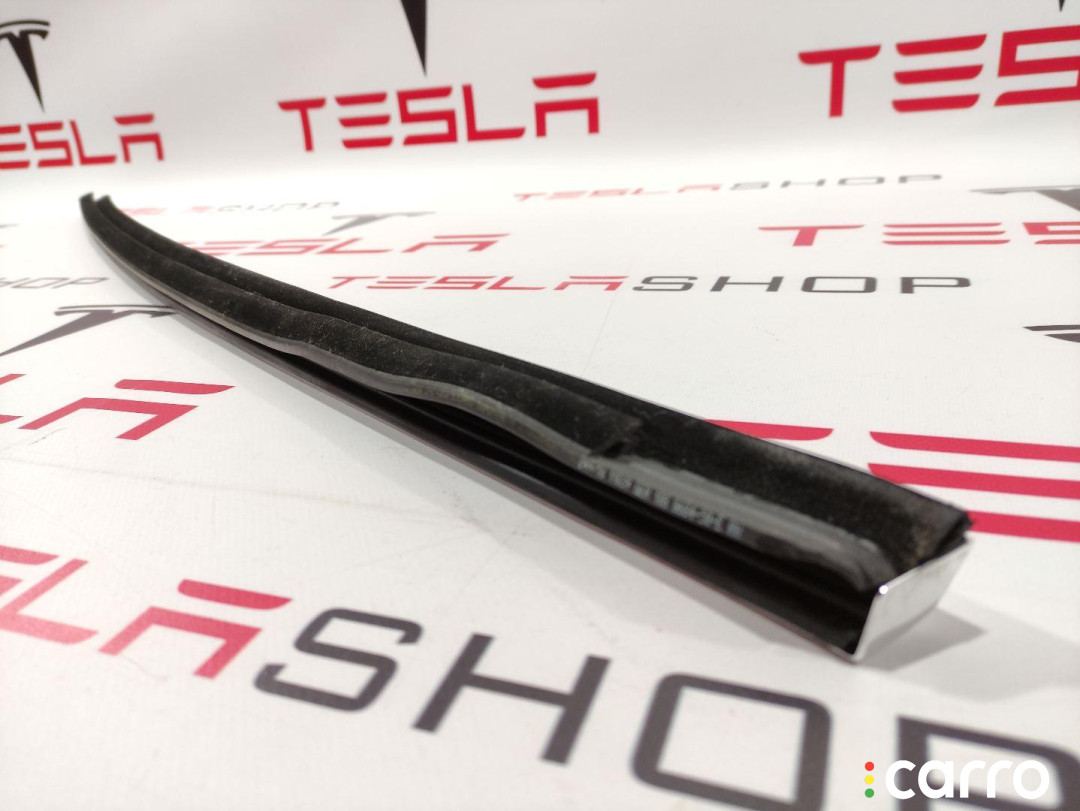 1080684-50-E молдинг двери передней правой Tesla Model 3 2020г. - фото №4