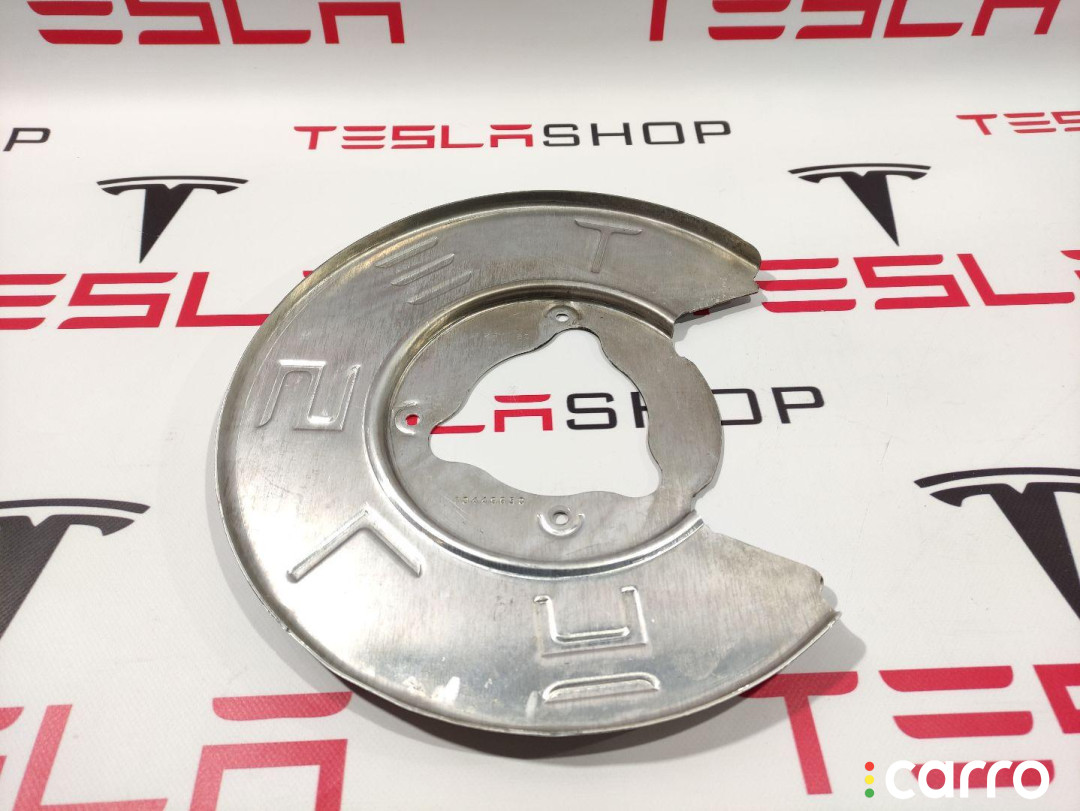 1044665-00-C Кожух тормозного диска Tesla Model 3 2020г. - фото №1