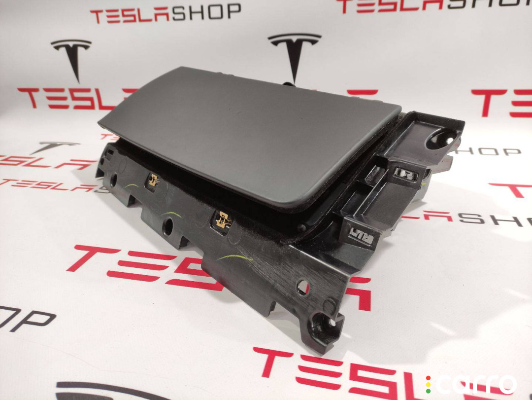 1003327-01-M Бардачок Tesla Model X 2016г. - фото №1