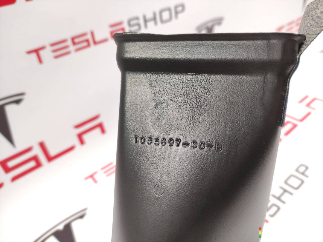 1055697-00-B воздуховод (дефлектор) радиатора правый Tesla Model X 2016г. - фото №2