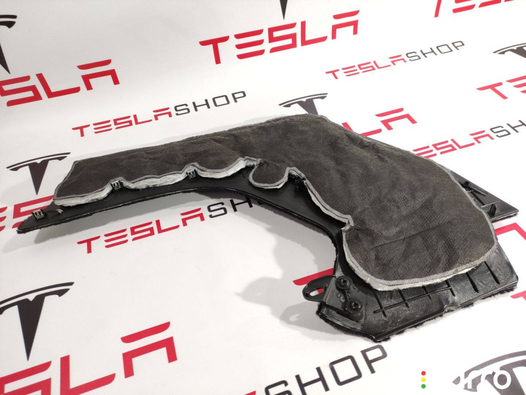 1035936-00-B Накладка центральной консоли Tesla Model X 2016г. - фото №3