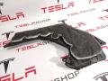 1035936-00-B Накладка центральной консоли Tesla Model X 2016г. - фото №3