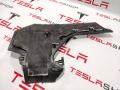 1035934-00-B Накладка центральной консоли Tesla Model X 2017г. - фото №4
