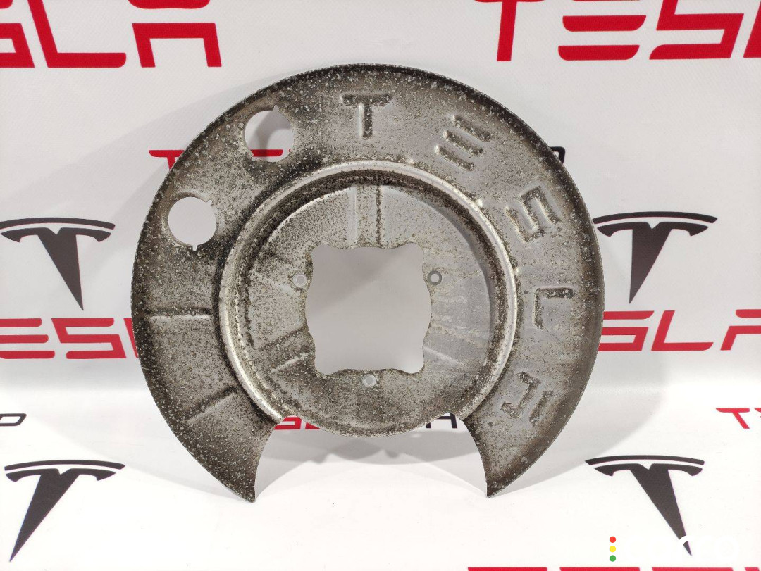 1072161-00-A Кожух тормозного диска Tesla Model X 2017г. - фото №3