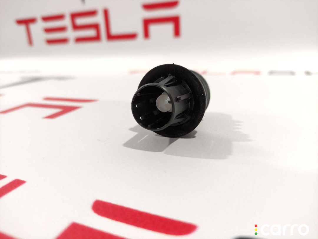 Демпфер крышки багажника Tesla Model 3 2020г. - фото №3