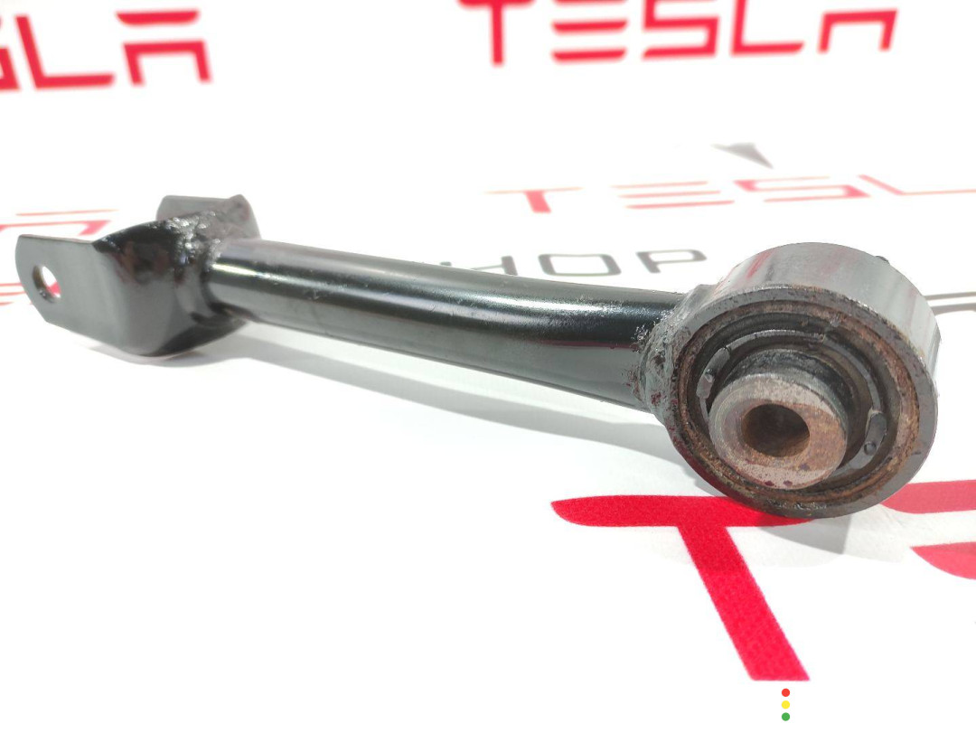 1044431-00-G Рычаг задний Tesla Model 3 2020г. - фото №3