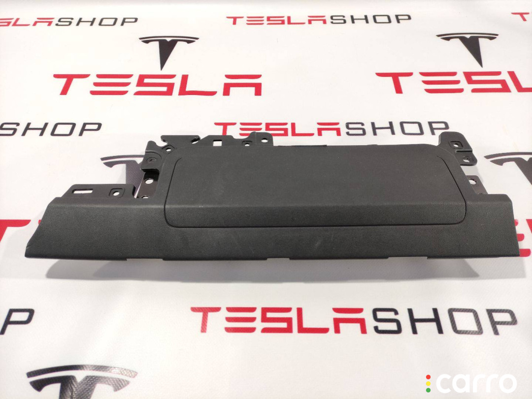 1077826-00-D, 1083350-00-E, 1143753-00-A Подушка безопасности коленная Tesla Model 3 2020г. - фото №1