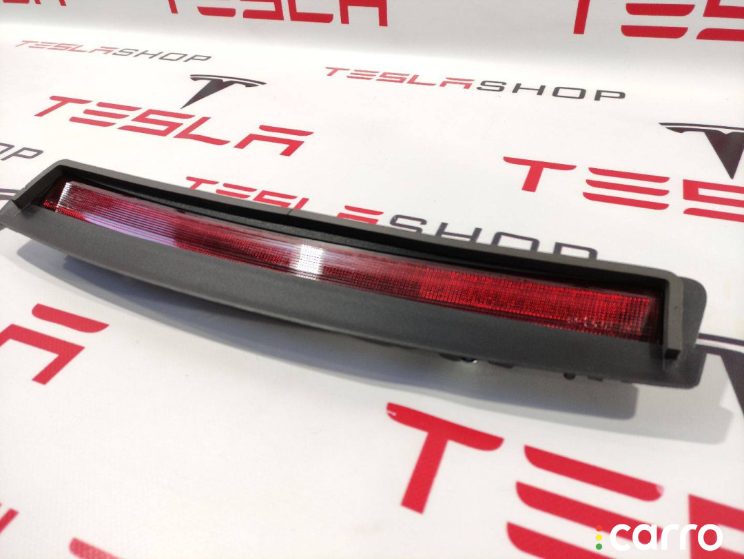 1077405-00-F стоп-сигнал Tesla Model 3 2020г. - фото №3