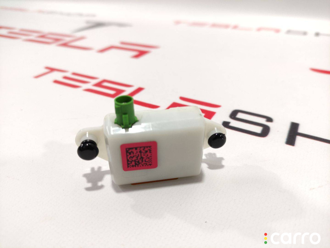 1093306-00-E антенна Tesla Model 3 2020г. - фото №1