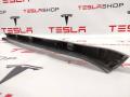 1009255-00-F Накладка крышки багажника Tesla Model S 2015г. - фото №5