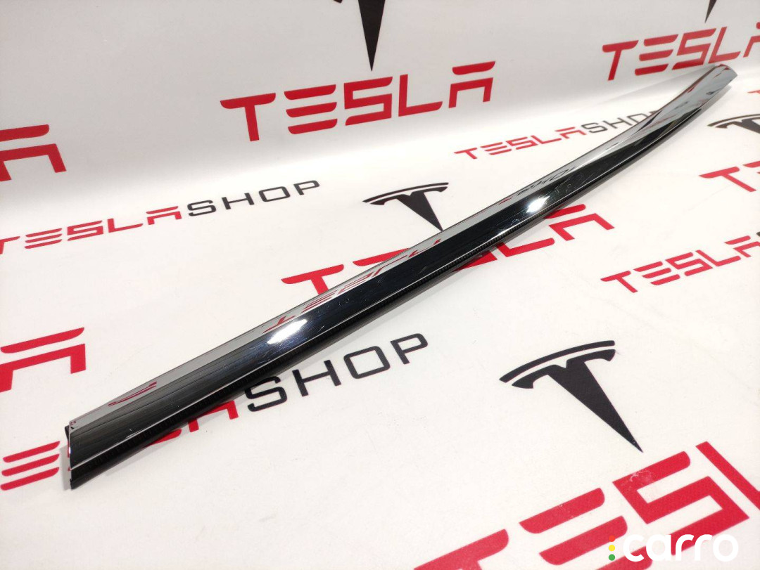 109578900C молдинг двери задней левой Tesla Model S - фото №1
