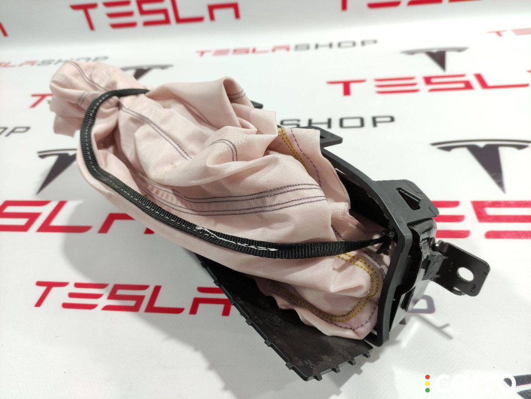 1005259-00-F Подушка безопасности коленная Tesla Model S 2015г. - фото №5