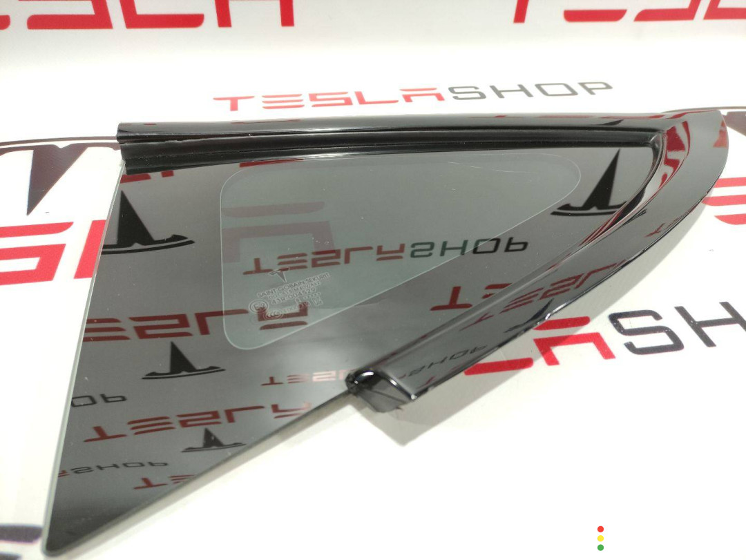 1098757-00-G Форточка в заднее крыло Tesla Model 3 2019г. - фото №5
