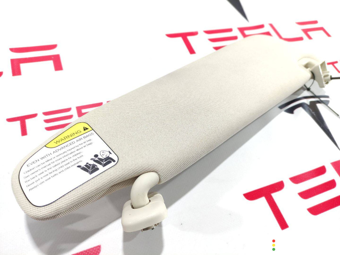 1002479-00-D, 1002480-01-B, 1050619-00-A Козырек солнцезащитный левый Tesla Model S 2015г. - фото №3