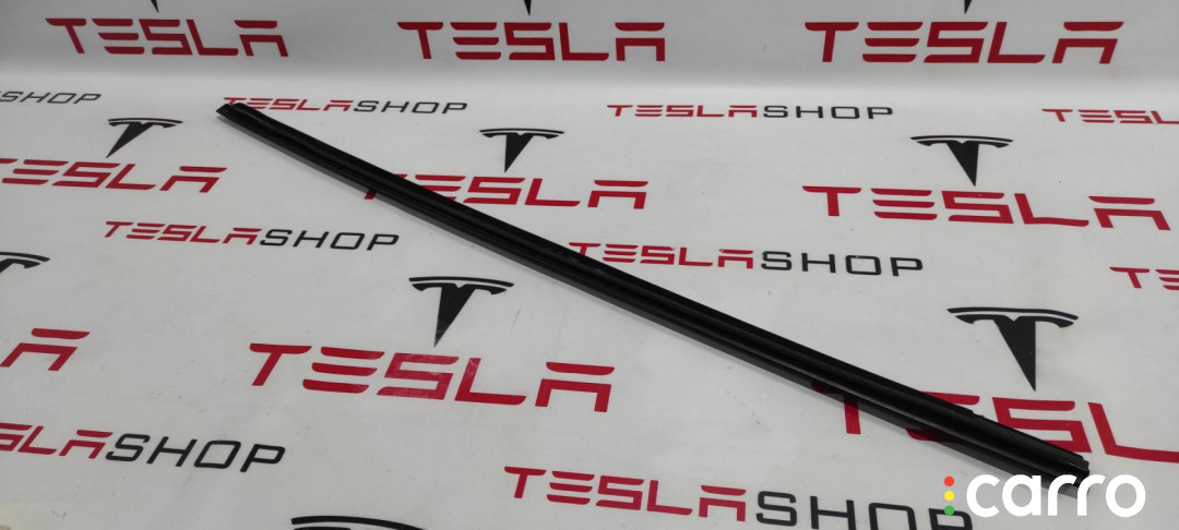 1080745-00-F, 1080745-50-F молдинг двери задней левой Tesla Model 3 - фото №2