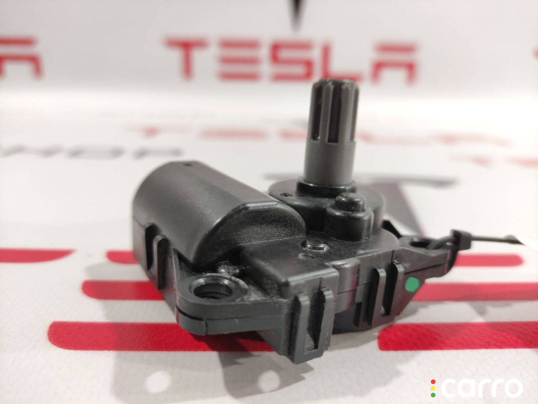 1099999-00-H, T92882B12 Моторчик заслонки печки Tesla Model 3 2019г. - фото №4