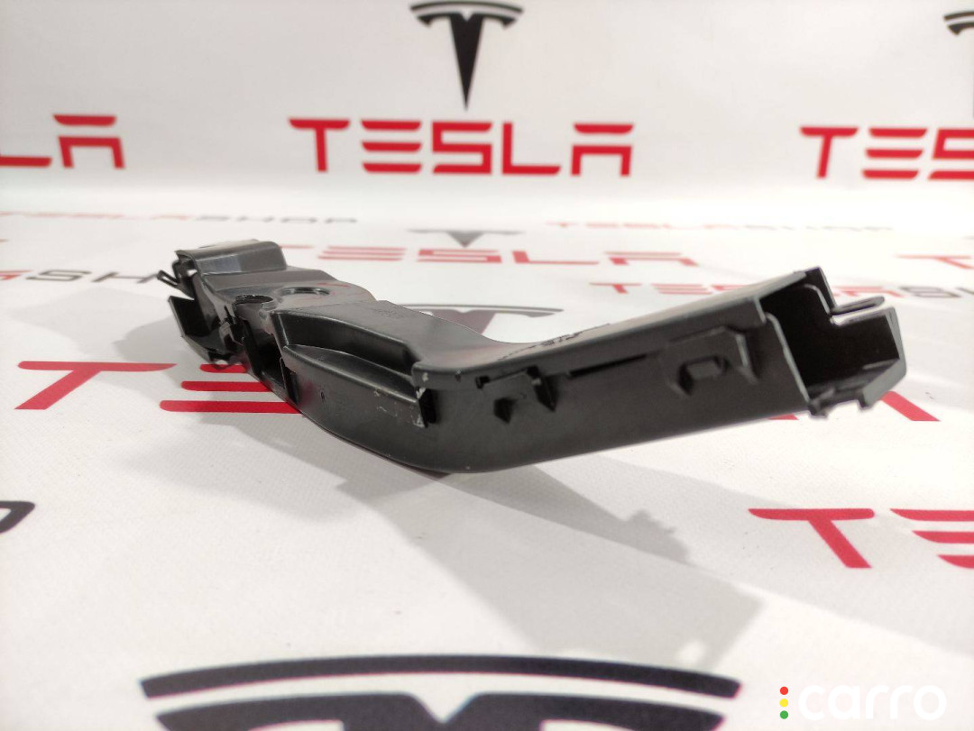 1067964-01-F, 1111562-00-D, 1138142-00-A кожух электрических разъемов Tesla Model 3 2019г. - фото №6