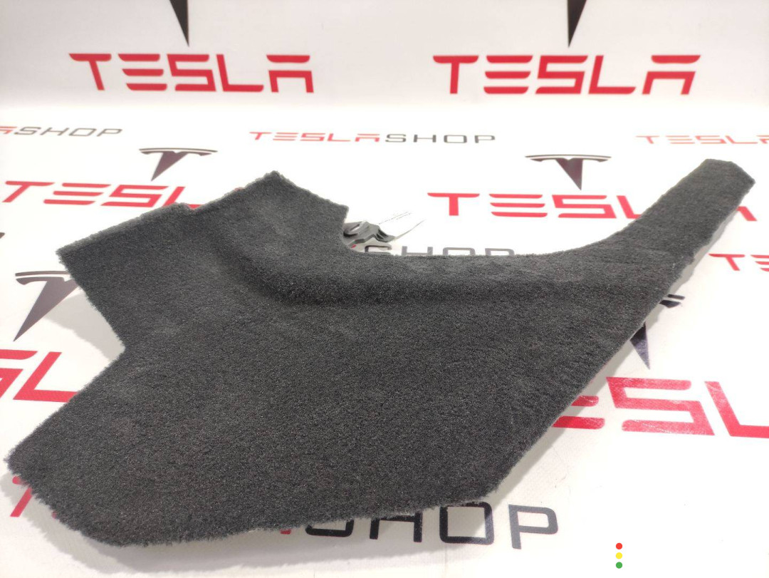 1008247-00-I Накладка центральной консоли Tesla Model S 2018г. - фото №3