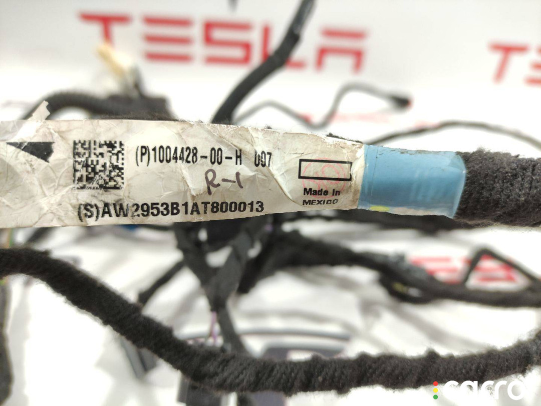 1004428-00-H Проводка крышки багажника Tesla Model S 2015г. - фото №2