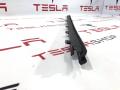 1038405-00-A, 1038406-00-A уплотнитель передний Tesla Model S 2017г. - фото №3