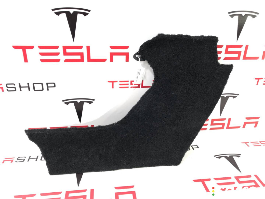 1035936-00-B Накладка центральной консоли Tesla Model X 2017г. - фото №1