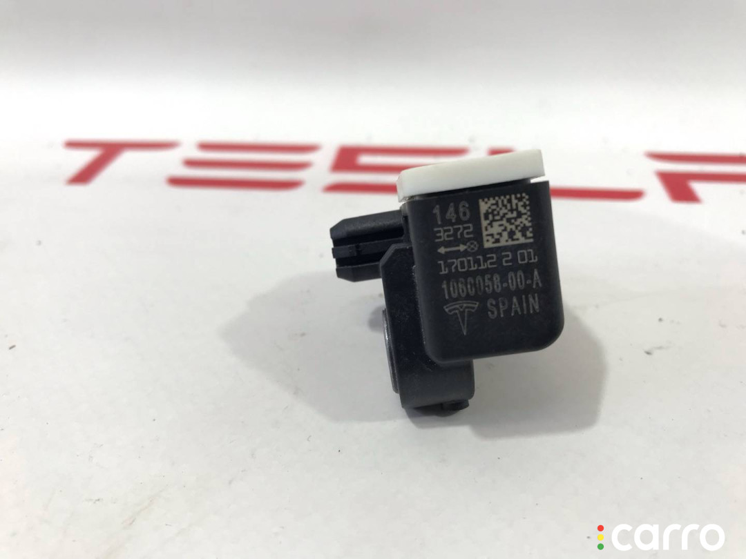 1060058-00-A датчик удара задний нижний Tesla Model X 2017г. - фото №3