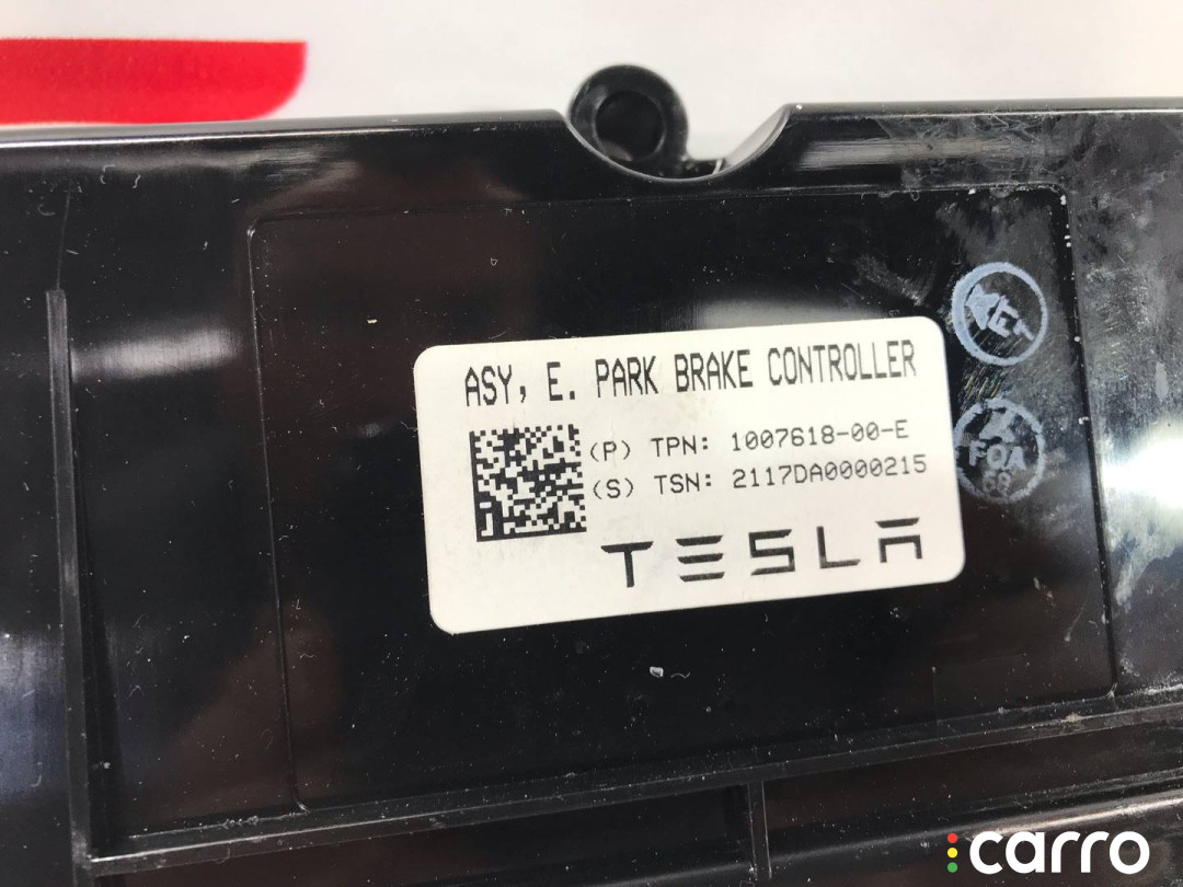 1007618-00-E ЭБУ электронного стояночного тормоза Tesla Model X 2017г. - фото №4