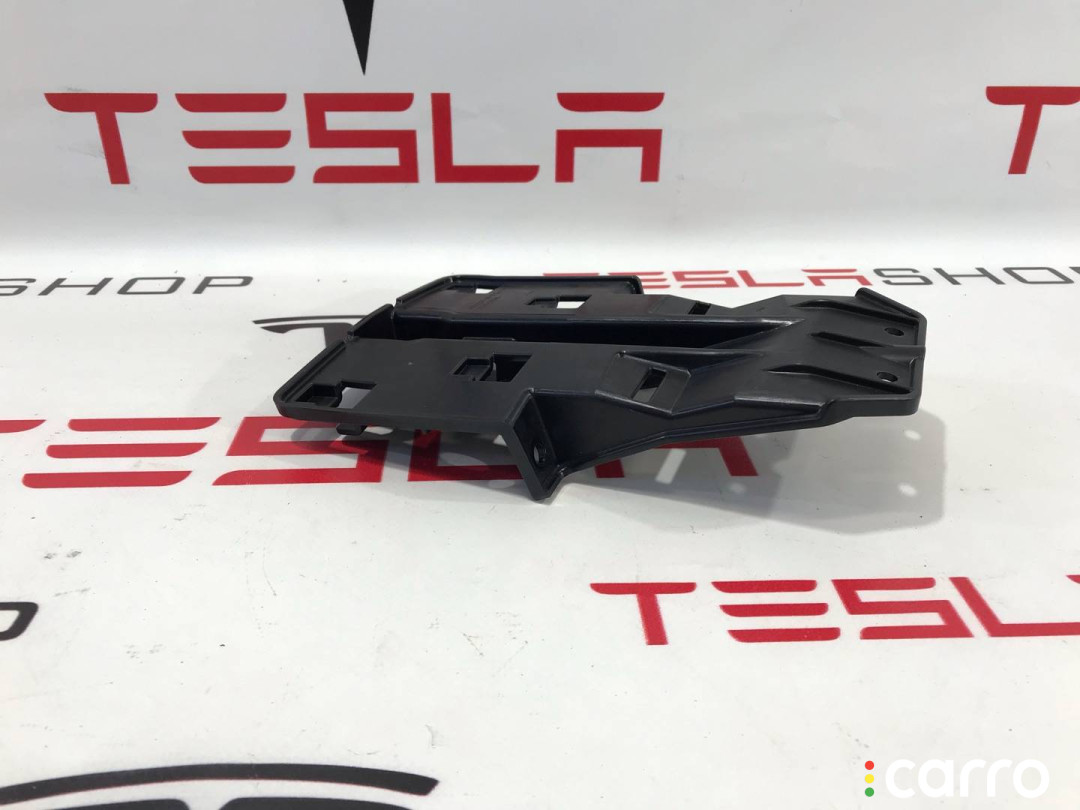 1056284-00-B Кронштейн Tesla Model S 2017г. - фото №2