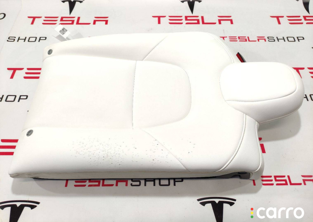 сиденье Tesla Model 3 - фото №1