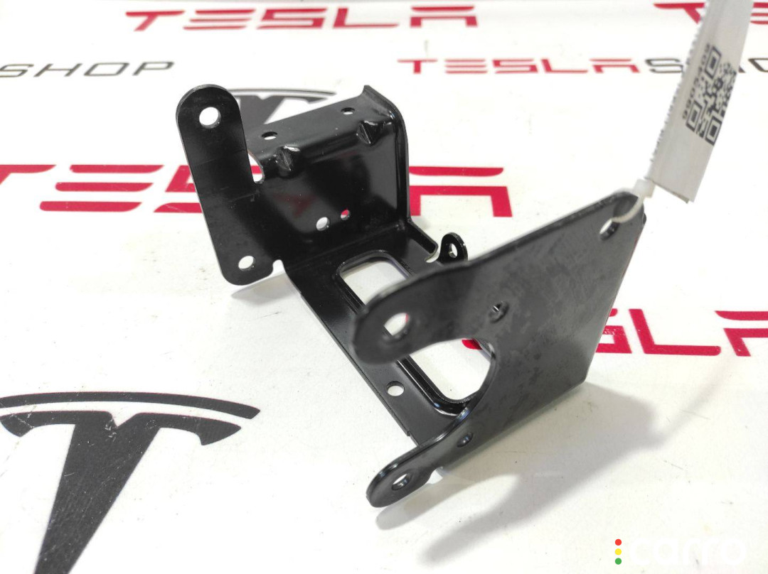 1028688-00-F, 1038901-00-H, 1126940-00-D, 1126941-00-D Кронштейн крепления Tesla Model S 2017г. - фото №1