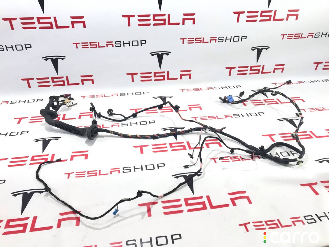 1067957-00-F Электропроводка двери Tesla Model 3 2018г. - фото №1