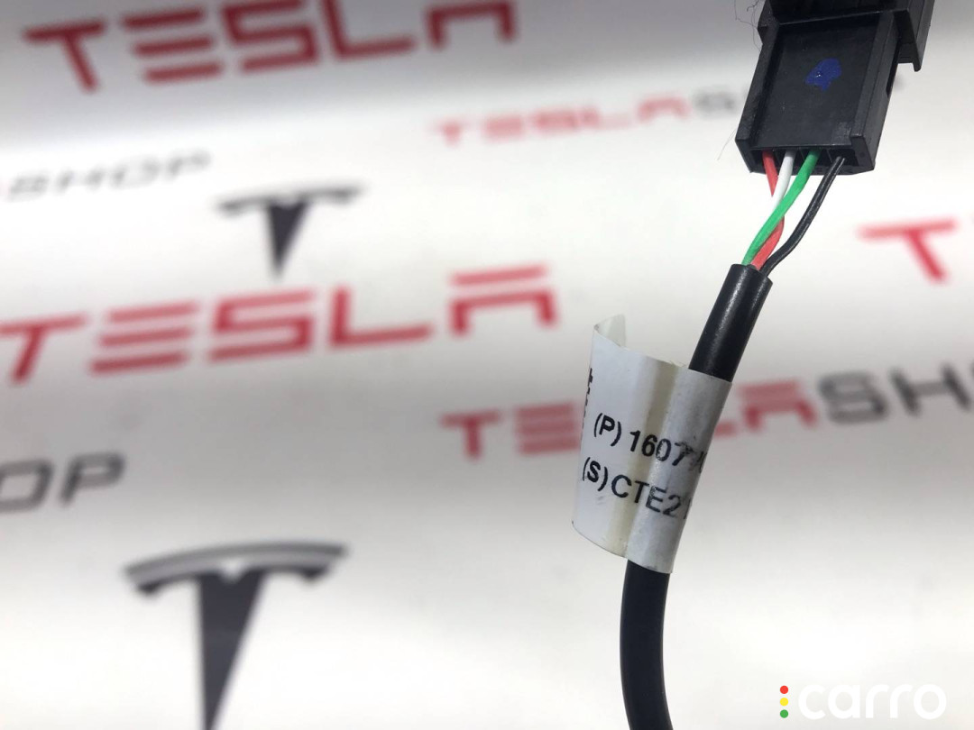 1607702-00-D, 1607702-98-B кнопка аварийной сигнализации Tesla Model S 2-й рест 2021г. - фото №4