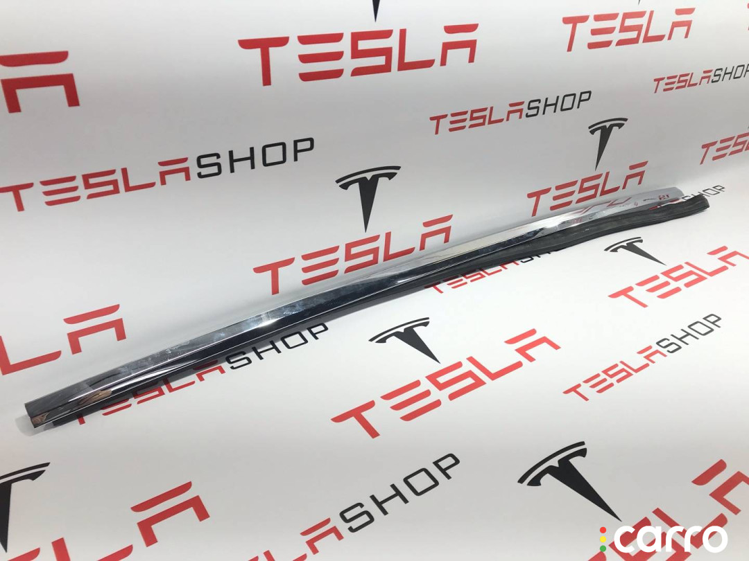 1032167-88-D, 1032175-00-C молдинг двери задней левой Tesla Model X 2017г. - фото №1