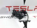 1008436-00-E, 1002973-00-G ручка внутренняя двери передней левой Tesla Model S 2017г. - фото №4