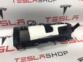 1563041-99-G, 1601945-L1-B Бардачок Tesla Model S 2-й рест 2021г. - фото №5
