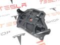 1584749-00-A Накладка двери внутренняя передняя левая Tesla Model S 2-й рест 2021г. - фото №2