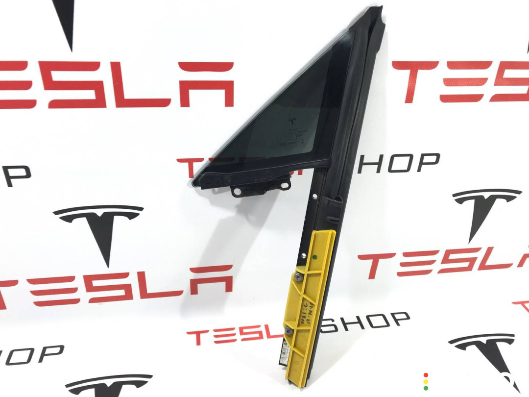 1628121-97-A, 1821299-00-A Форточка передней левой Tesla Model S 2-й рест 2021г. - фото №2