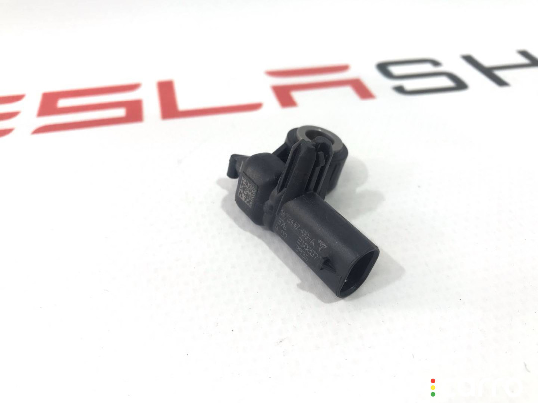 1473447-00-A датчик удара Tesla Model S 2-й рест 2021г. - фото №2