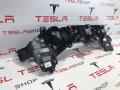 1608181-00-B, 1610659-00-B передняя панель (телевизор) Tesla Model S 2-й рест 2021г. - фото №2