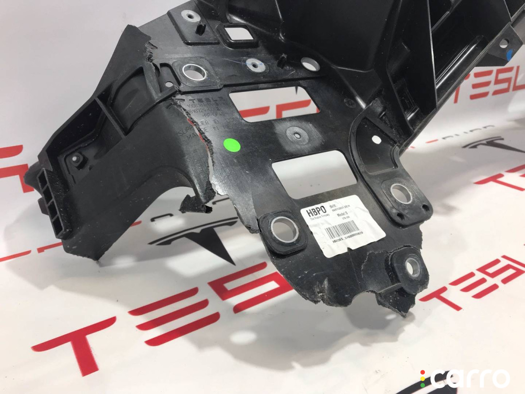 1608181-00-B, 1610659-00-B передняя панель (телевизор) Tesla Model S 2-й рест 2021г. - фото №7