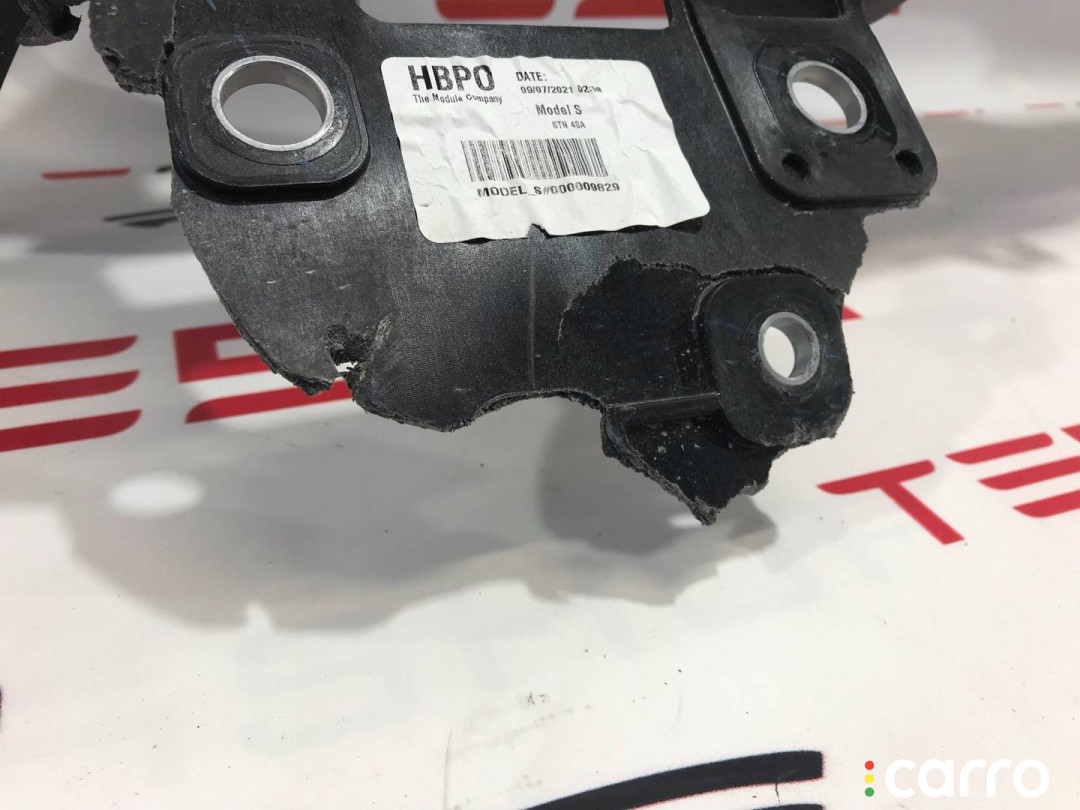 1608181-00-B, 1610659-00-B передняя панель (телевизор) Tesla Model S 2-й рест 2021г. - фото №9