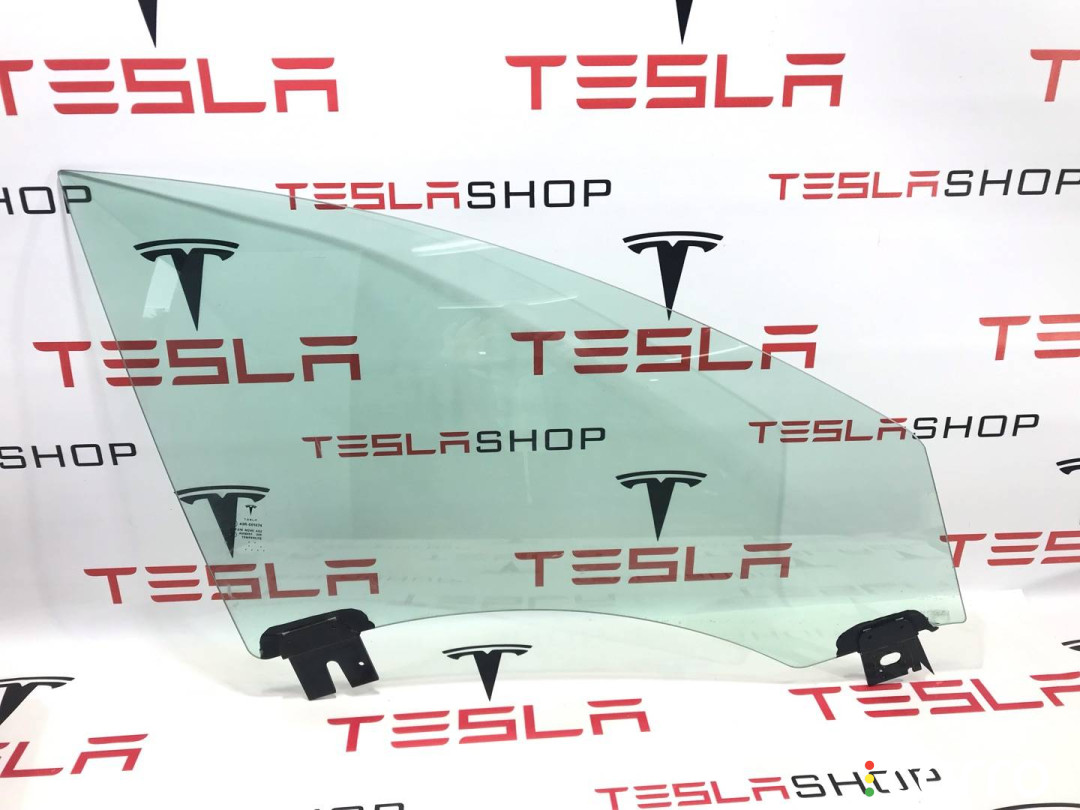 600664700E стекло двери передней правой Tesla Model S - фото №1
