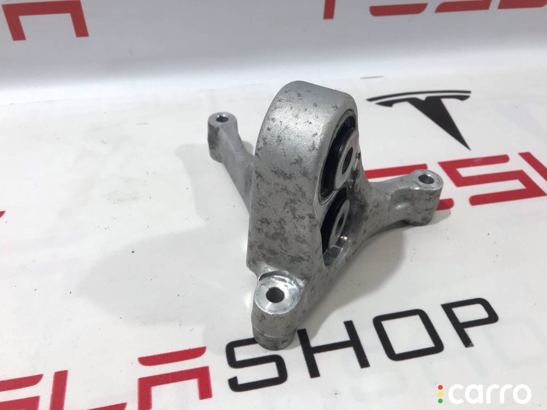 103530000E, 1035000-01-J, 1055368-00-G кронштейн двигателя левый Tesla Model X 2017г. - фото №1