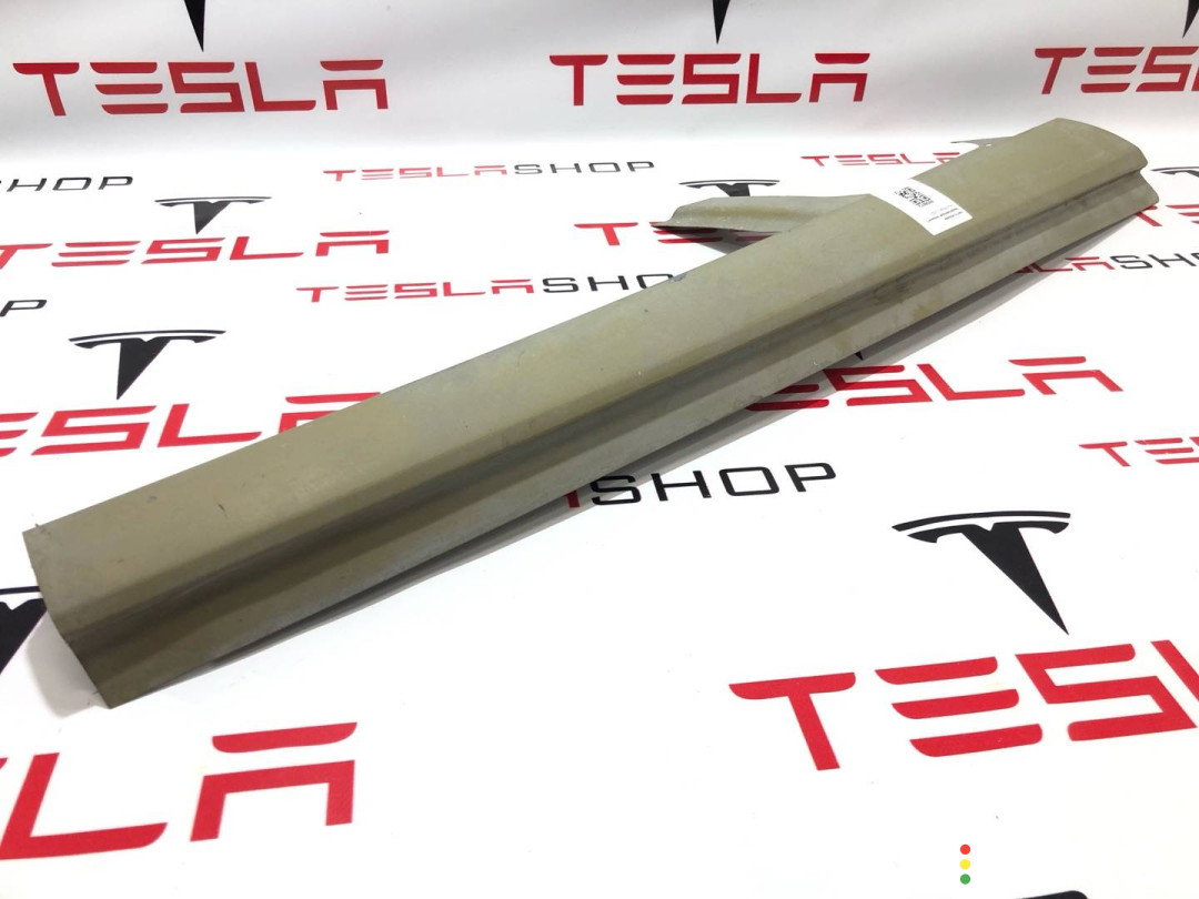 1073736-S0-L, 1073678-S0-A Часть кузова (вырезанный элемент) Tesla Model 3 - фото №3