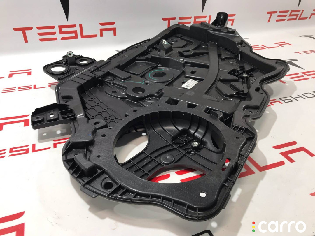1526805-00-B, 1495509-00-B Накладка двери внутренняя передняя правая Tesla Model Y 2020г. - фото №2