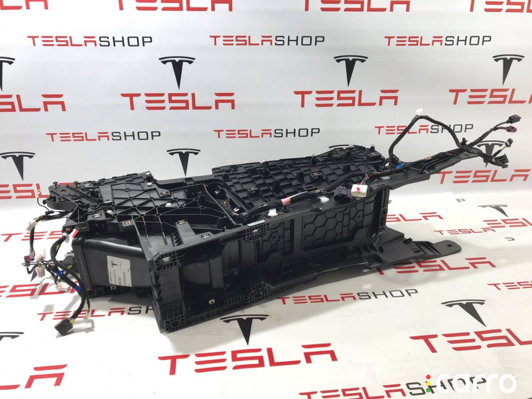 1564400-24-C, 1614323-03-B, 1656787-00-A, 2486396-00-D Центральная консоль Tesla Model S 2-й рест 2021г. - фото №5